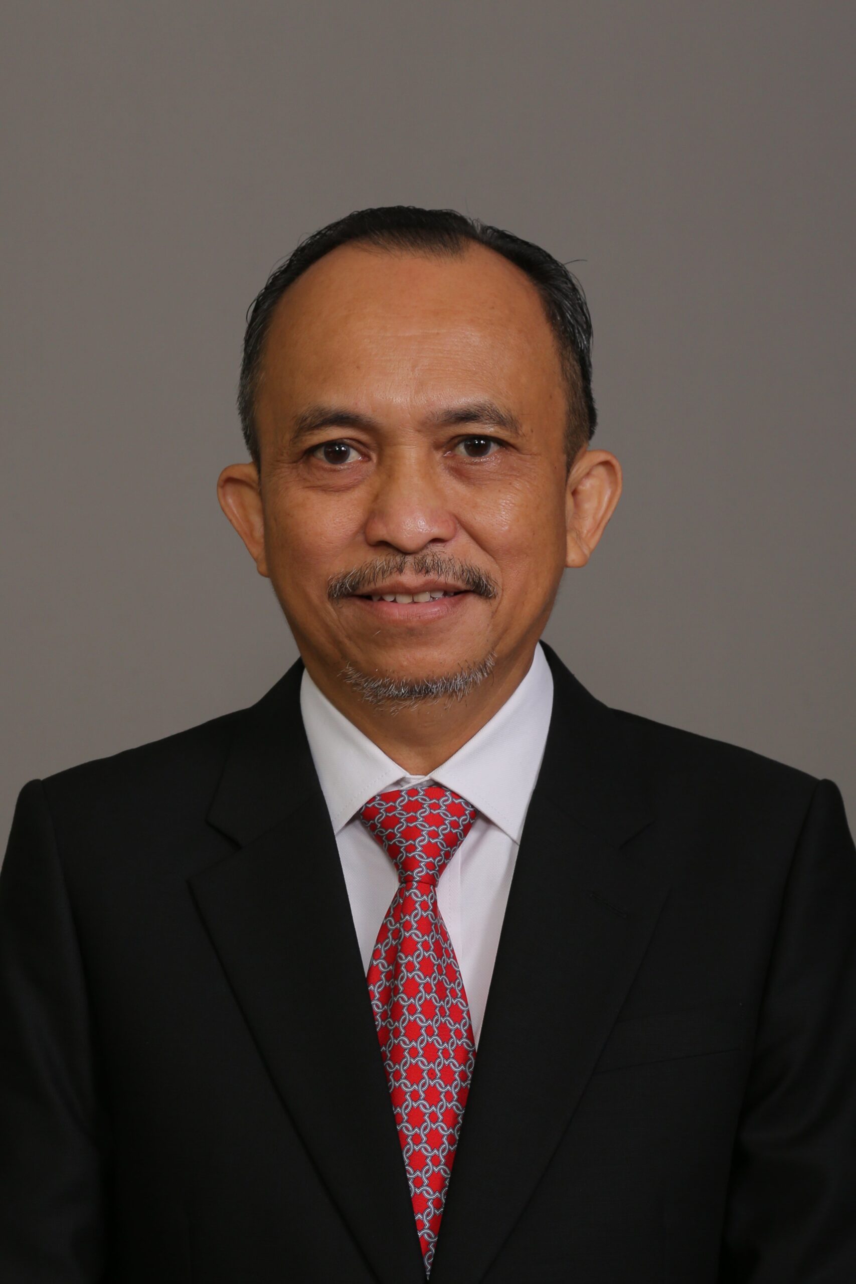 P204 DR RICHARD RAPU
